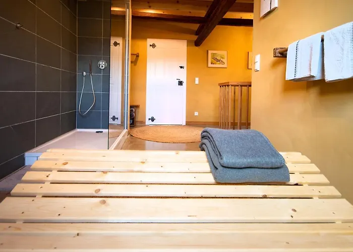 Haus In Spay An Der Mosel Mit Sauna 아파트 첼 안 데어 모젤